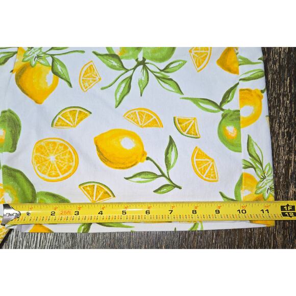 Isaac Mizrahi Size 12 Women Lemon Print Tailored Stretch Sailor Shorts - Picture 9 of 10